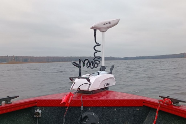 Электромотор SEA-PRO 65L 54" GPS (белый и черный)