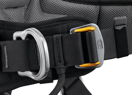 Страховочная привязь Petzl ASTRO BOD FAST с зажимом CROLL