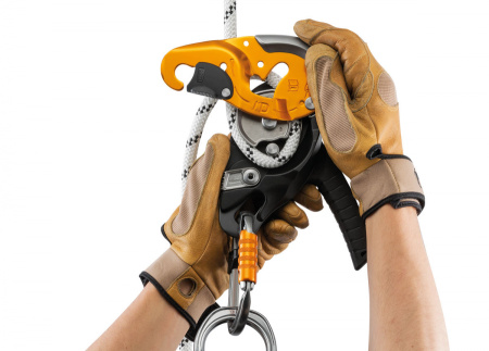 Спусковое устройство I’D S с функцией самоблокировки Petzl